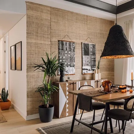 아파트 Oujda - 2 Bedrooms In Avenidas Novas 리스본