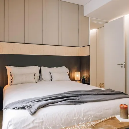 Oujda - 2 Bedrooms In Avenidas Novas * 리스본