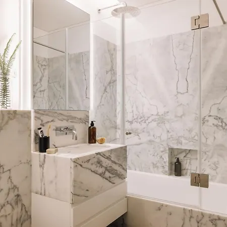 Oujda - 2 Bedrooms In Avenidas Novas Lisboa